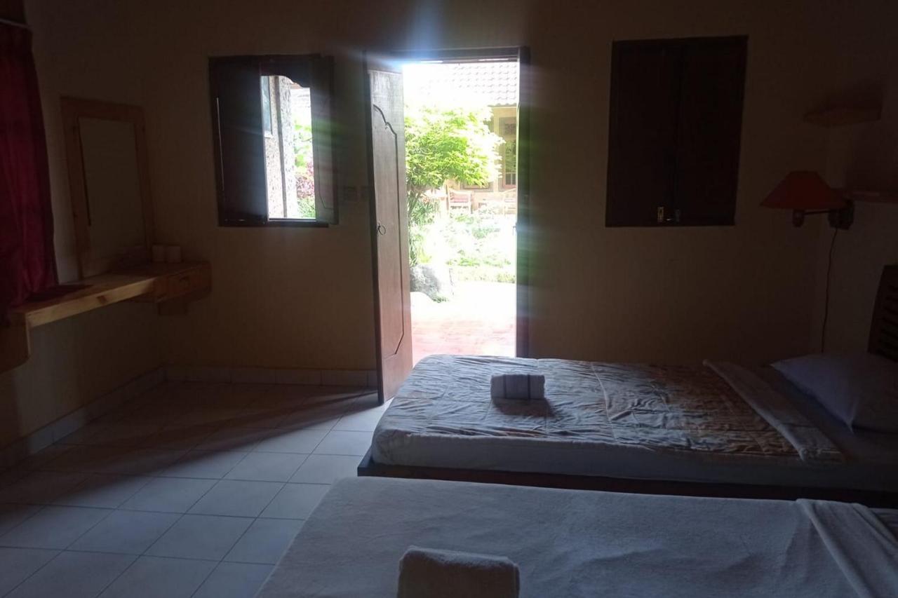 Gusti Home Stay Ubud Esterno foto