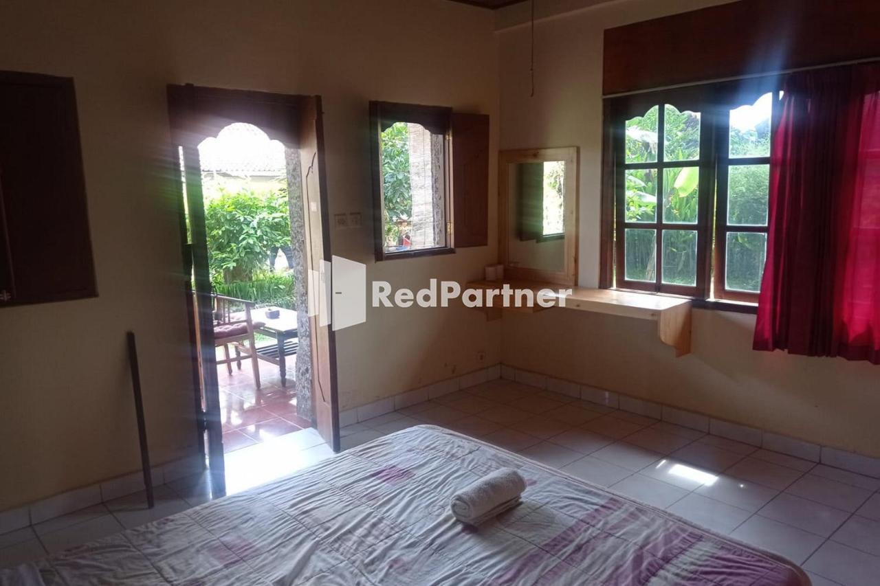 Gusti Home Stay Ubud Esterno foto