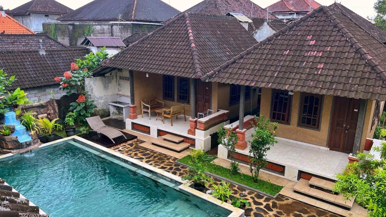 Gusti Home Stay Ubud Esterno foto