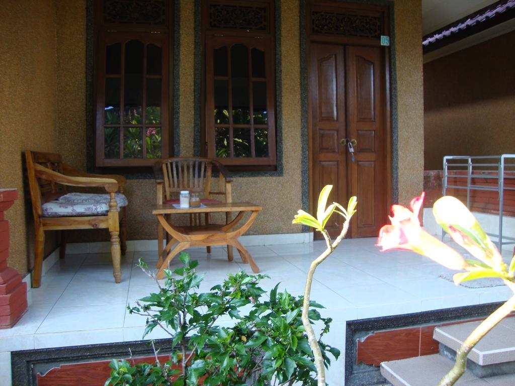 Gusti Home Stay Ubud Esterno foto