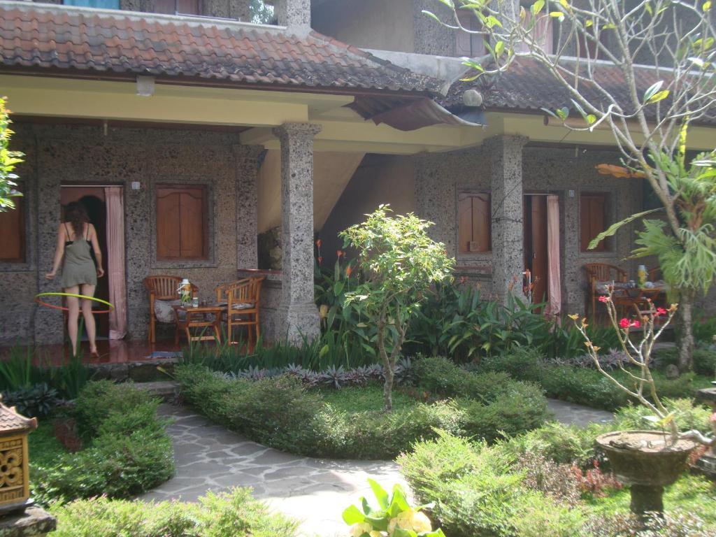 Gusti Home Stay Ubud Esterno foto